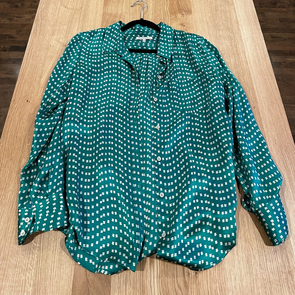 Broadway & Broome Women’s Silk Blouse